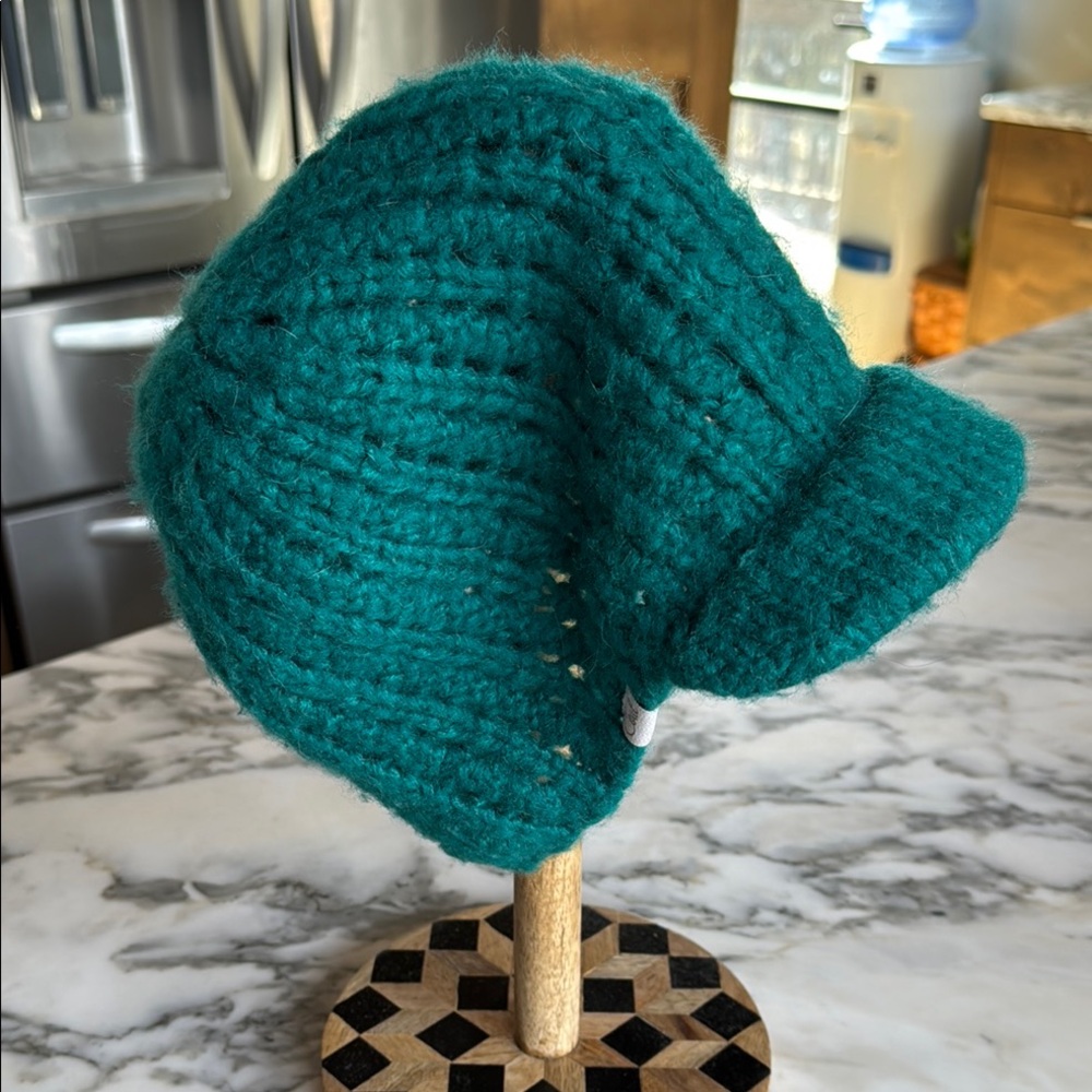 Coal Teal Knit Women's Hat